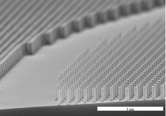 SEM micrograph of high refractive index pillars arranged for a convergent metalens (2021 ACS Photonics)